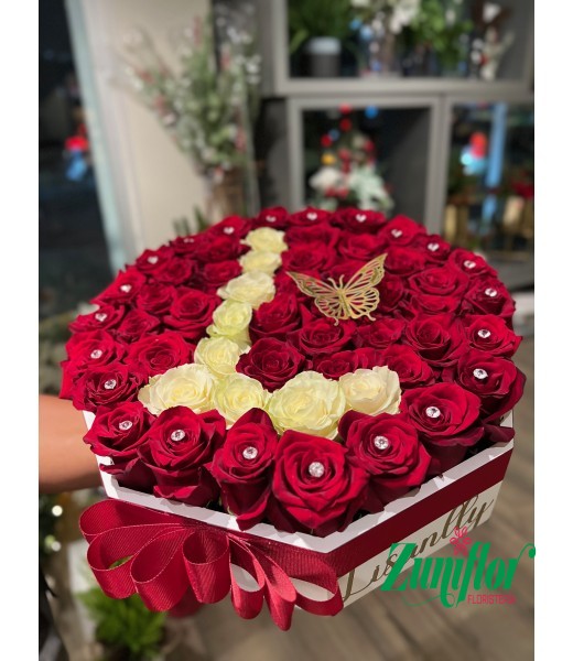 Rosas Unicas,! Si deseas una letra específica, ¡déjala en los comentarios al realizar tu pedido!